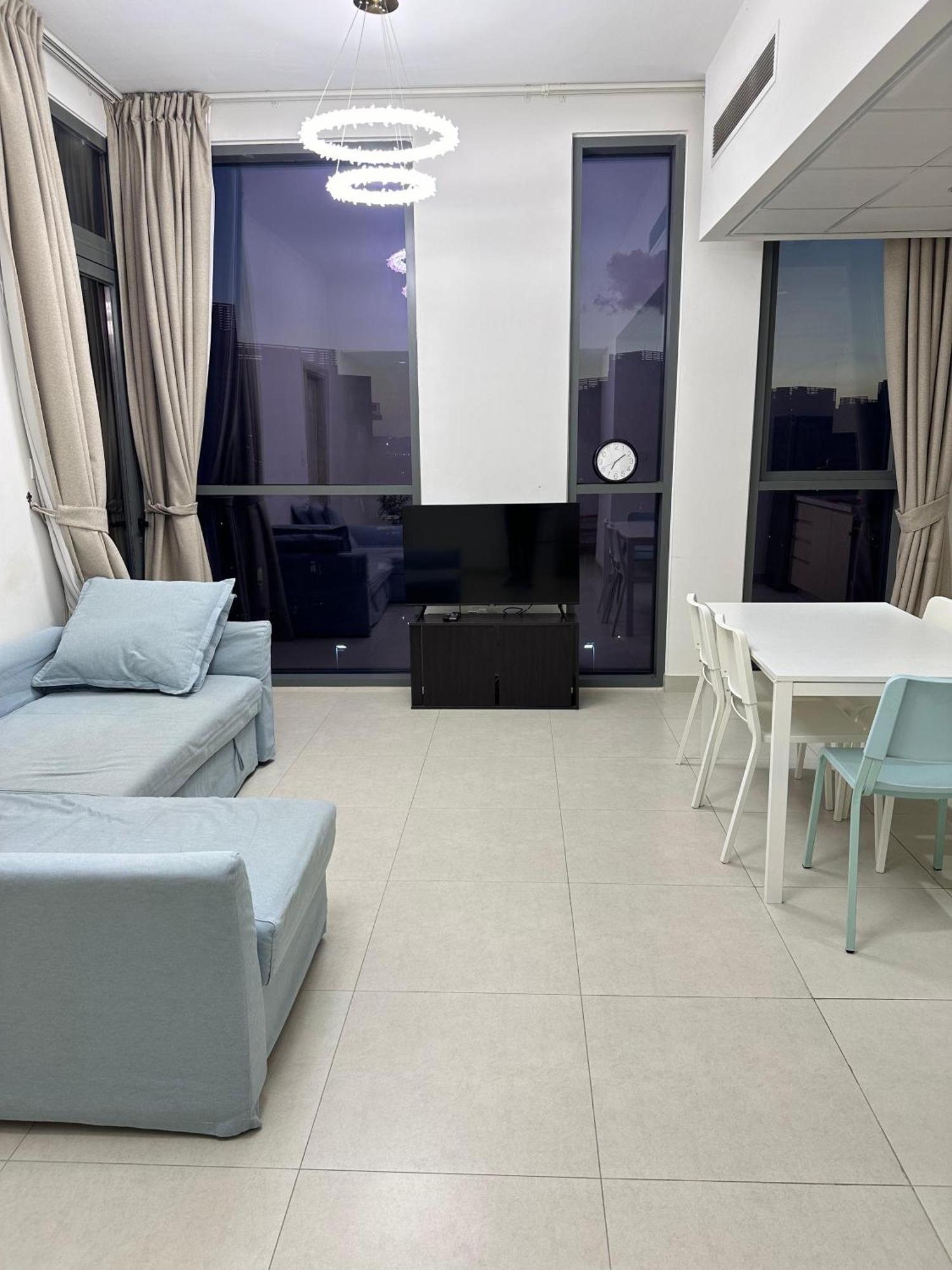 Dania 2, Production City, Impz Apartment *