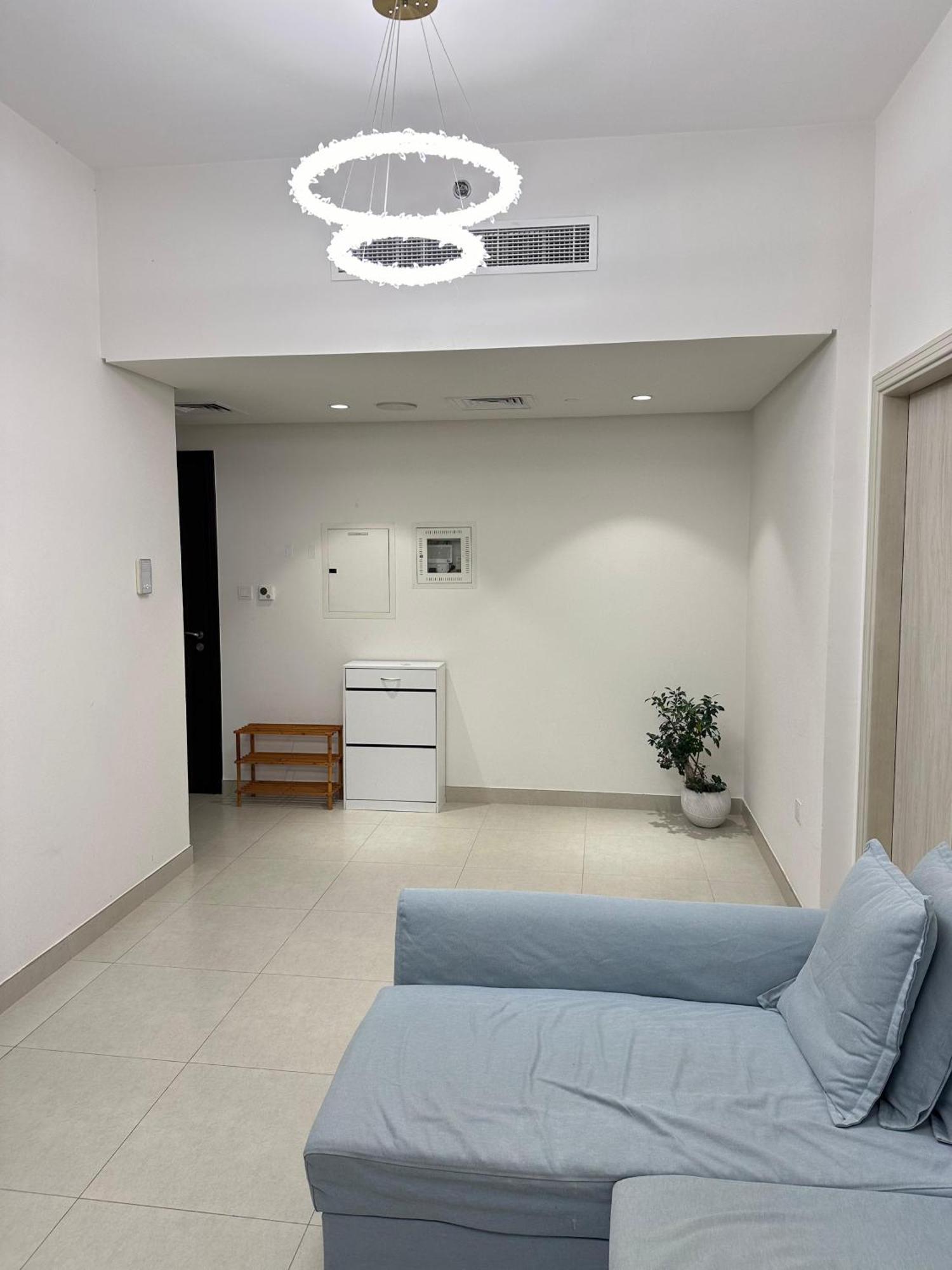 Apartment Dania 2, Production City, Impz *